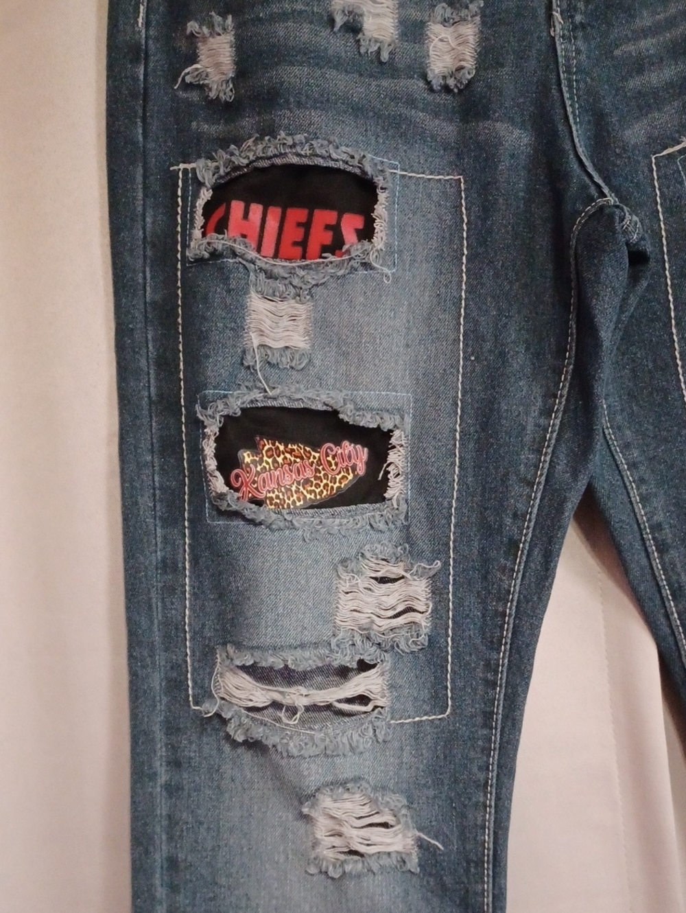 Kansas City Chiefs Custom Distressed Patchwork Jeans NFL Football Fan Game Day - Picture 11 of 15